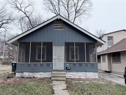 2314 E 59th St, Kansas City, MO 64130