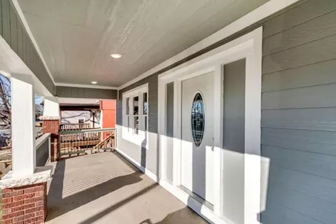 327 N 18th St, Kansas City, KS 66102