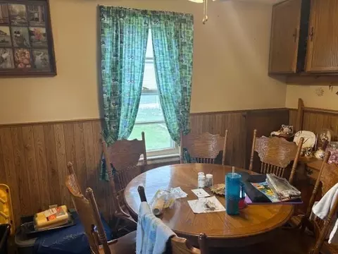 Dining - 1119 Mound St, Atchison, KS 66002 photo 1 of 1