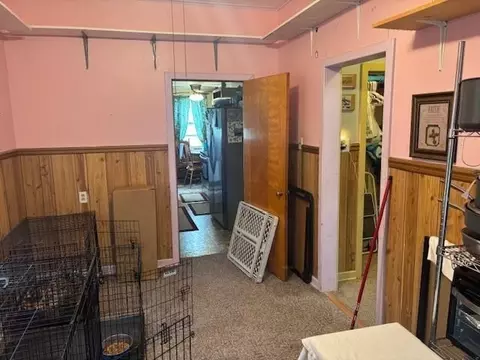Entry Way - 1119 Mound St, Atchison, KS 66002 photo 2 of 2