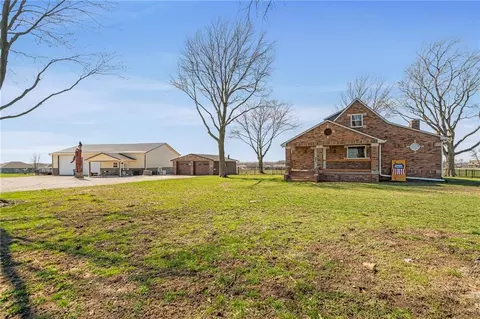 981 S 9th St, Odessa, MO 64076