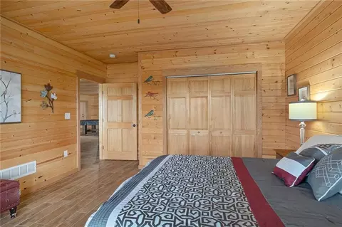 Bedroom - 8806 NW State Route Cc, Hamilton, MO 64644 photo 6 of 6