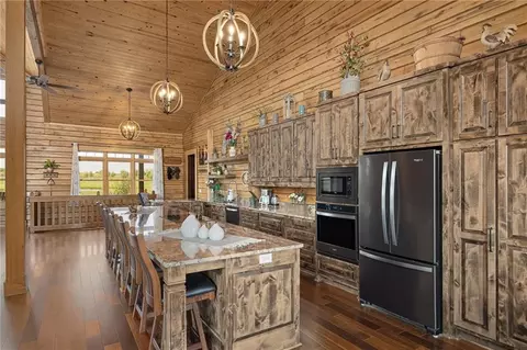 Kitchen - 8806 NW State Route Cc, Hamilton, MO 64644 photo 2 of 3