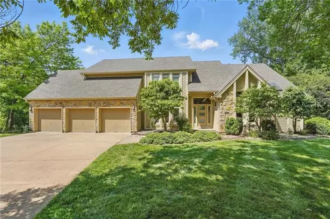 6112 N Mattox Rd, Kansas City, MO 64151