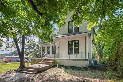 419 Linn St, Leavenworth, KS 66048
