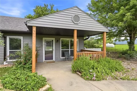 1641 NW 100 Rd, Kingsville, MO 64061