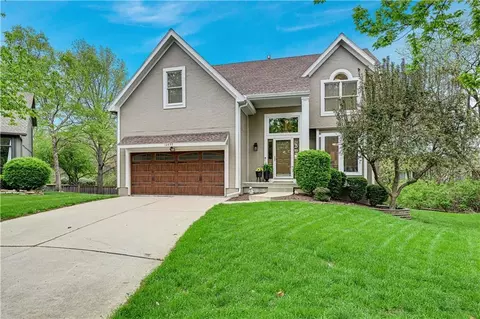 12455 England St, Overland Park, KS 66213