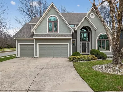 14301 Barton St, Overland Park, KS 66221