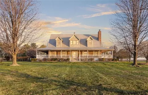 15649 Elm Branch Rd, Windsor, MO 65360