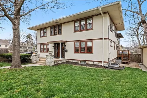 6251 Wornall Rd, Kansas City, MO 64113