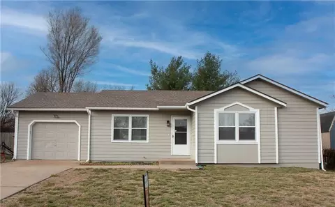 1615 Savage St, Eudora, KS 66025