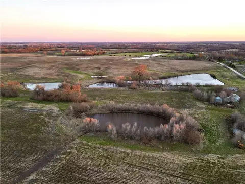 22623 S Propect Ave, Cleveland, MO 64734