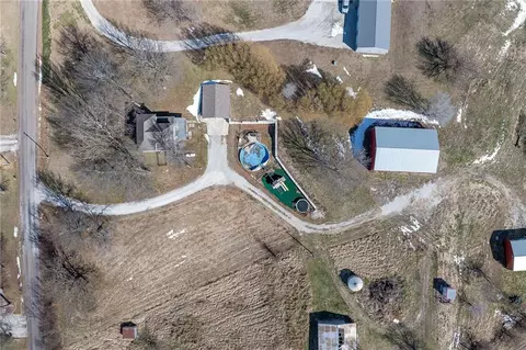 9133 SE 40th Rd, Saint Joseph, MO 64507