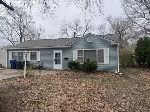 2505 Moundview Dr, Lawrence, KS 66049