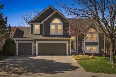 13653 W 129th St, Olathe, KS 66062