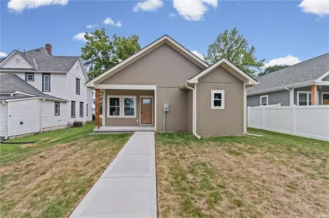 314 W 4th St, Cameron, MO 64429 photo 25