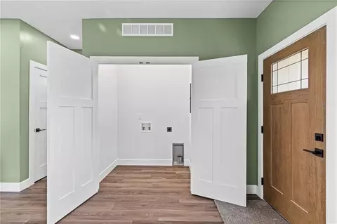 314 W 4th St, Cameron, MO 64429 photo 11