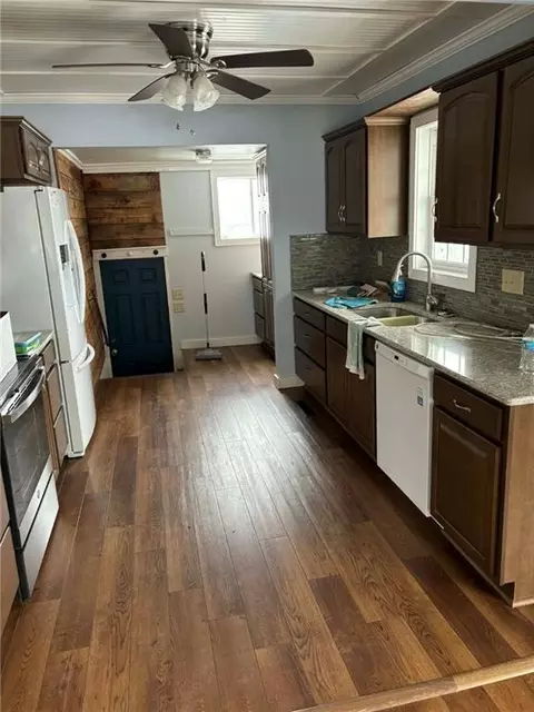 Entry Way - 310 Berry St, Conception Junction, MO 64434 photo 1 of 1