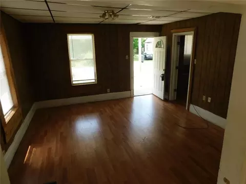 305 E Forest St, Pittsburg, KS 66762 photo 3