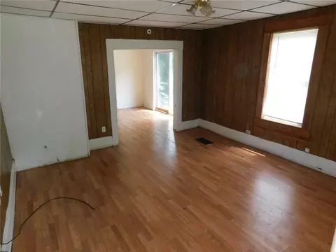 305 E Forest St, Pittsburg, KS 66762 photo 4