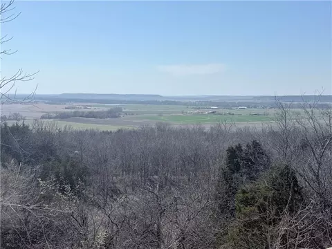 5886 Cr 3570 Rd, Independence, KS 67301