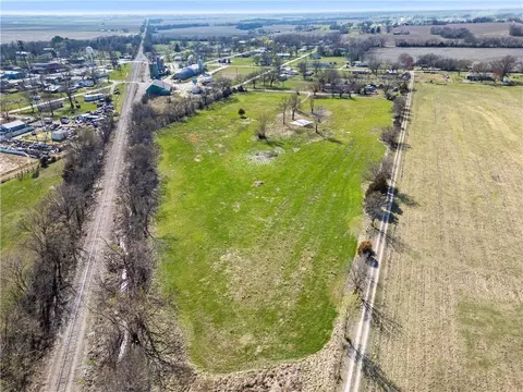 309 N 5th St, Walker, MO 64790 photo 17