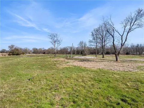 309 N 5th St, Walker, MO 64790 photo 25