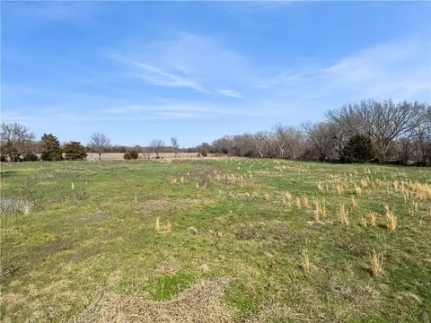 309 N 5th St, Walker, MO 64790 photo 22