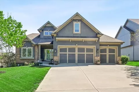 9519 N Lane Ave, Kansas City, MO 64157