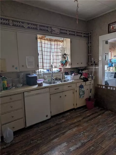 Kitchen - 403 S Adams St, Nevada, MO 64772 photo 1 of 1