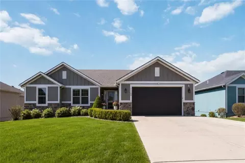 11104 N Belleview Ave, Kansas City, MO 64155