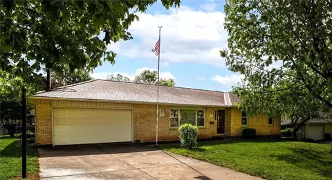8613 N Boone St, Kansas City, MO 64155