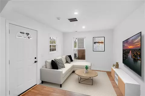 3837 Olive St, Kansas City, MO 64109