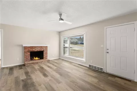 Living - 9616 E 26th St S, Independence, MO 64052 photo 2 of 6