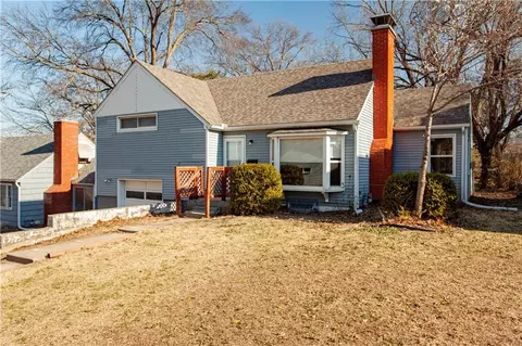 Exterior - 9616 E 26th St S, Independence, MO 64052 photo 3 of 7
