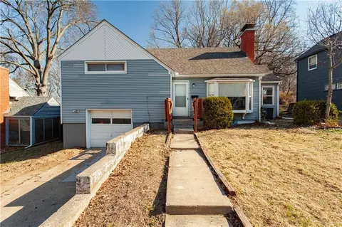 Exterior - 9616 E 26th St S, Independence, MO 64052 photo 2 of 7