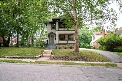 5331 Charlotte St, Kansas City, MO 64110