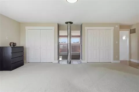 Bedroom - 1935 E 850th Rd, Lecompton, KS 66050 photo 3 of 6
