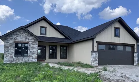 803 Timberline Dr, Cameron, MO 64429 photo 2