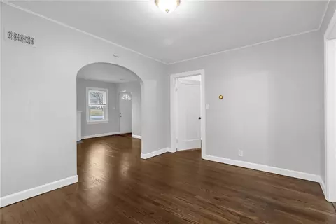 Living - 9614 E 32nd S St, Independence, MO 64052 photo 5 of 5