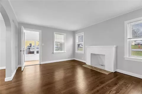 Living - 9614 E 32nd S St, Independence, MO 64052 photo 2 of 5