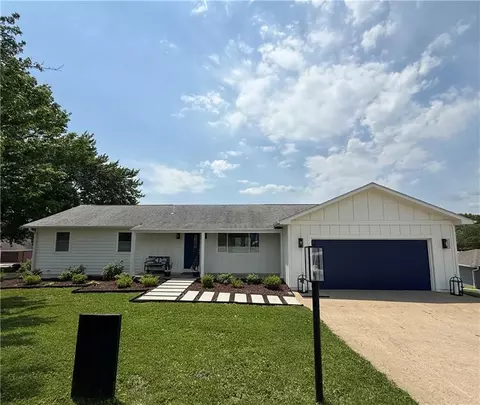 106 Lake Viking Ter, Gallatin, MO 64640