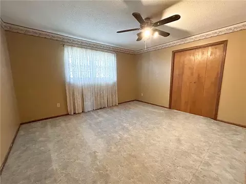Bedroom - 1045 Yale Rd, Mapleton, KS 66754 photo 1 of 10