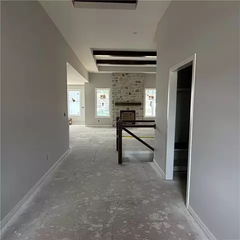 2304 Foxtail Dr, Kearney, MO 64060