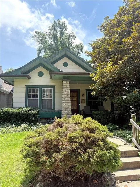 829 W 40 St, Kansas City, MO 64111