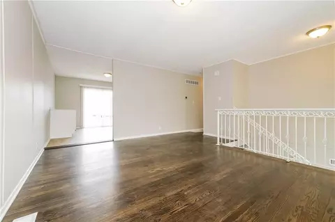 Living - 18902 E Arrowhead Dr, Independence, MO 64056 photo 3 of 3