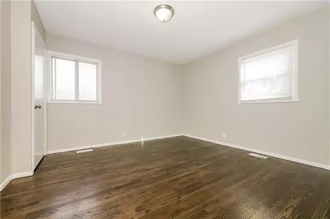 Bedroom - 18902 E Arrowhead Dr, Independence, MO 64056 photo 2 of 4