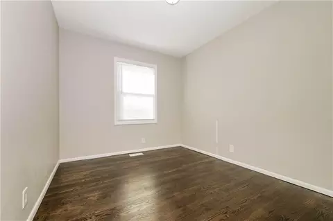 Bedroom - 18902 E Arrowhead Dr, Independence, MO 64056 photo 4 of 4