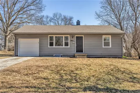 8803 Richards Dr, Raytown, MO 64133
