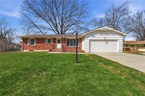 7316 Cedar Ave, Raytown, MO 64133